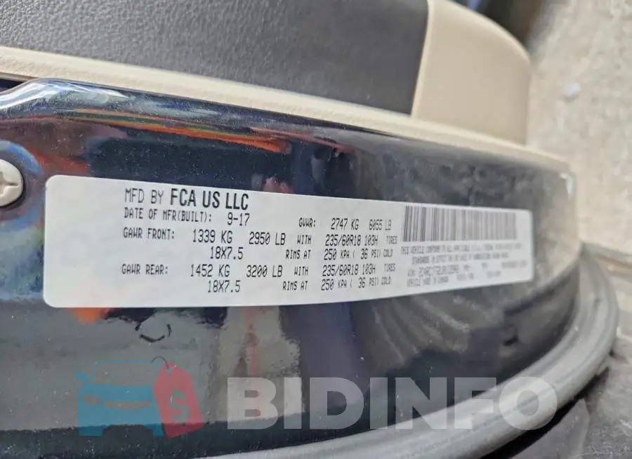 2C4RC1FG2JR122942 Photo# 13