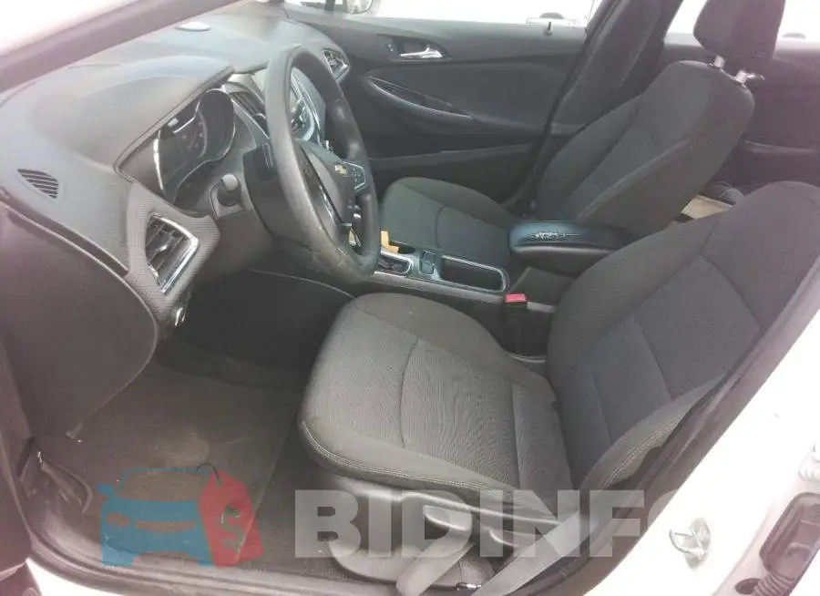 1G1BE5SM5J7166717 Photo# 7