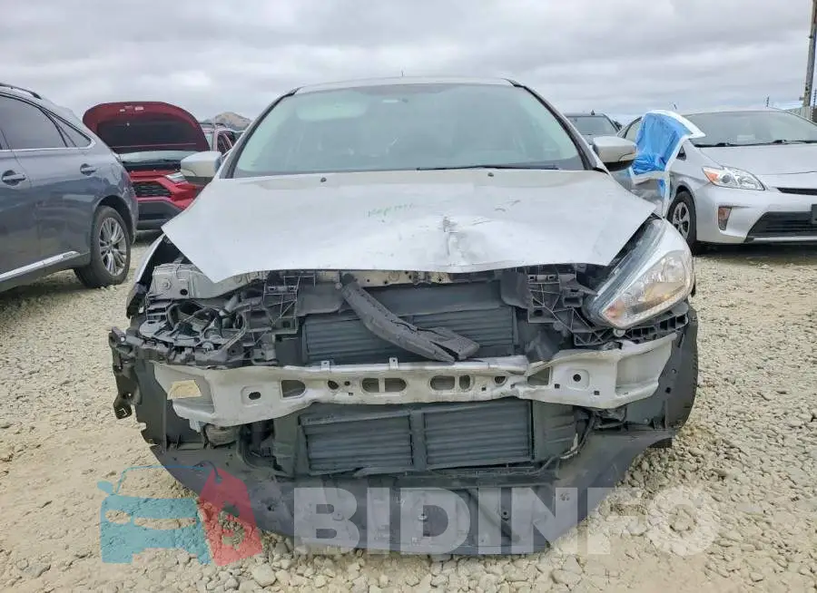 1FADP3K28HL217888 Photo# 5