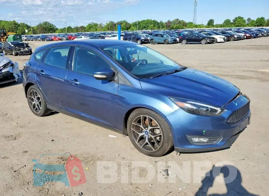 1FADP3M29JL202271 Photo# 4