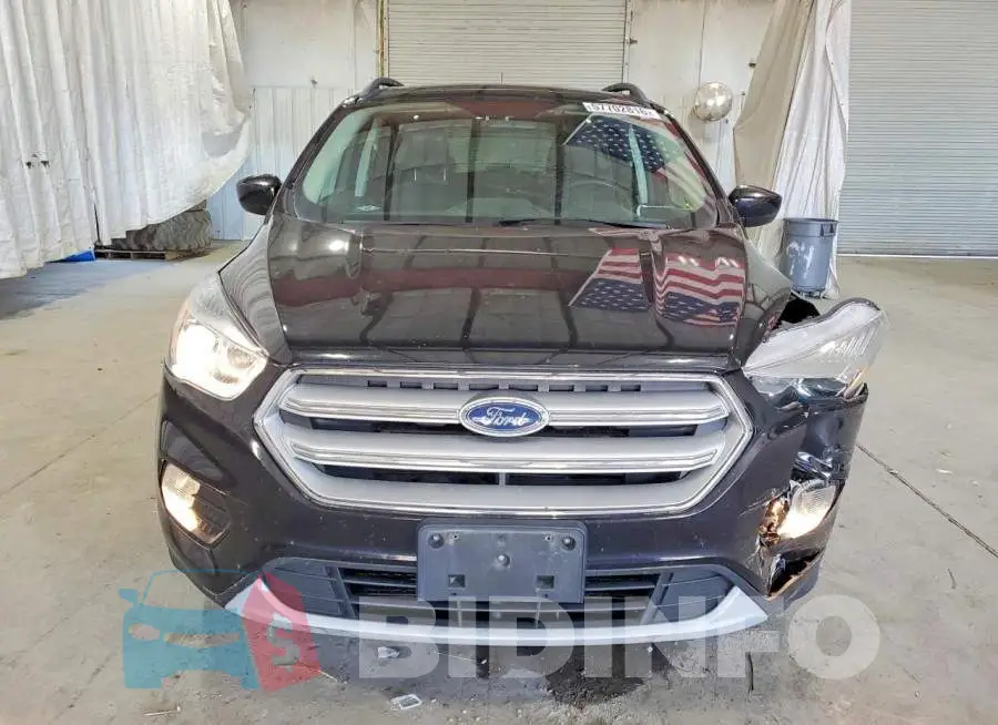 1FMCU9HD3JUD12462 Photo# 5