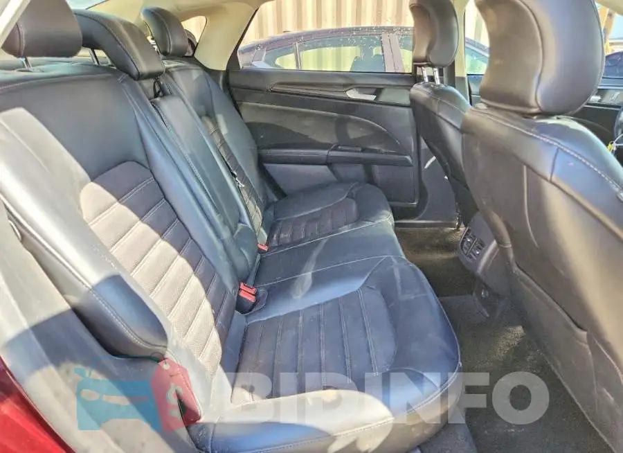 3FA6P0H7XJR110567 Photo# 10