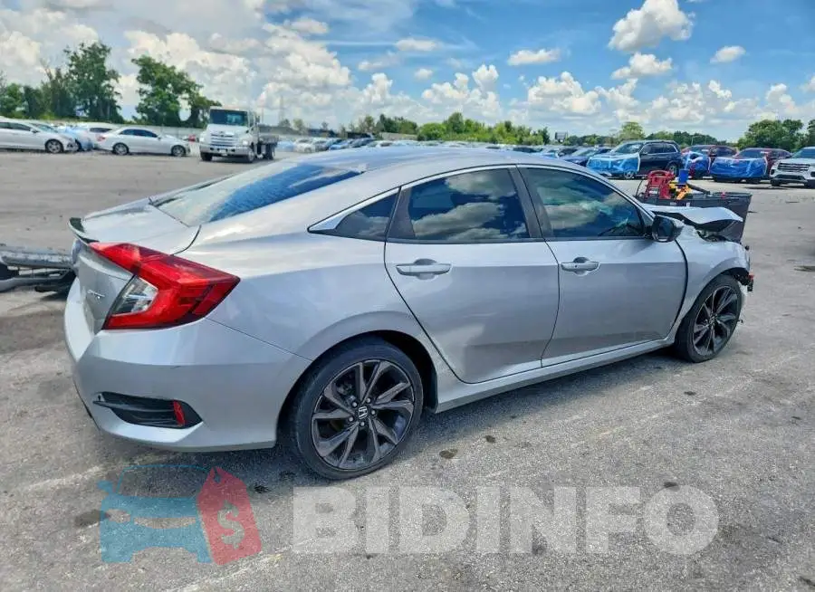 19XFC2F88KE002440 Photo# 3