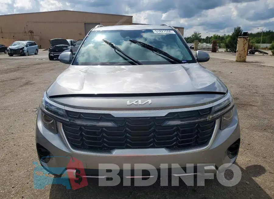 KNDER2AA8T7850677 Photo# 5