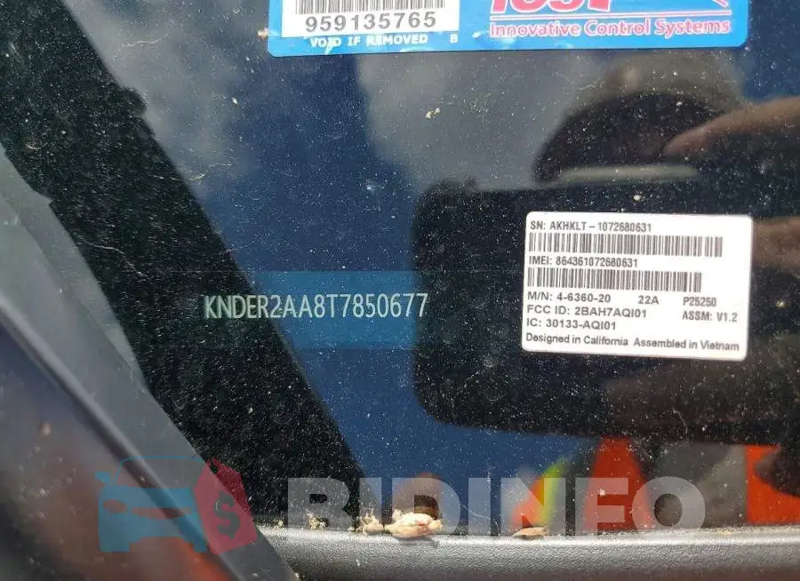 KNDER2AA8T7850677 Photo# 12