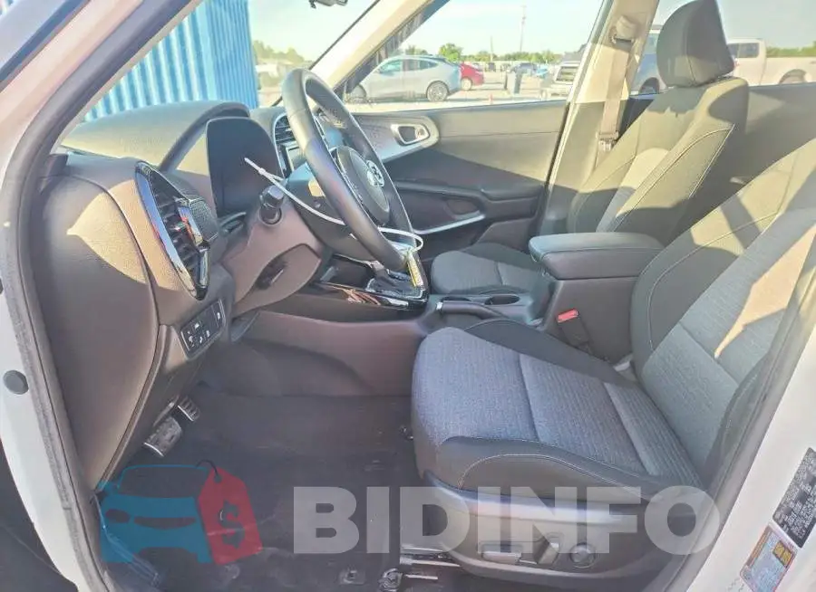 KNDJ33AUXM7140407 Photo# 7