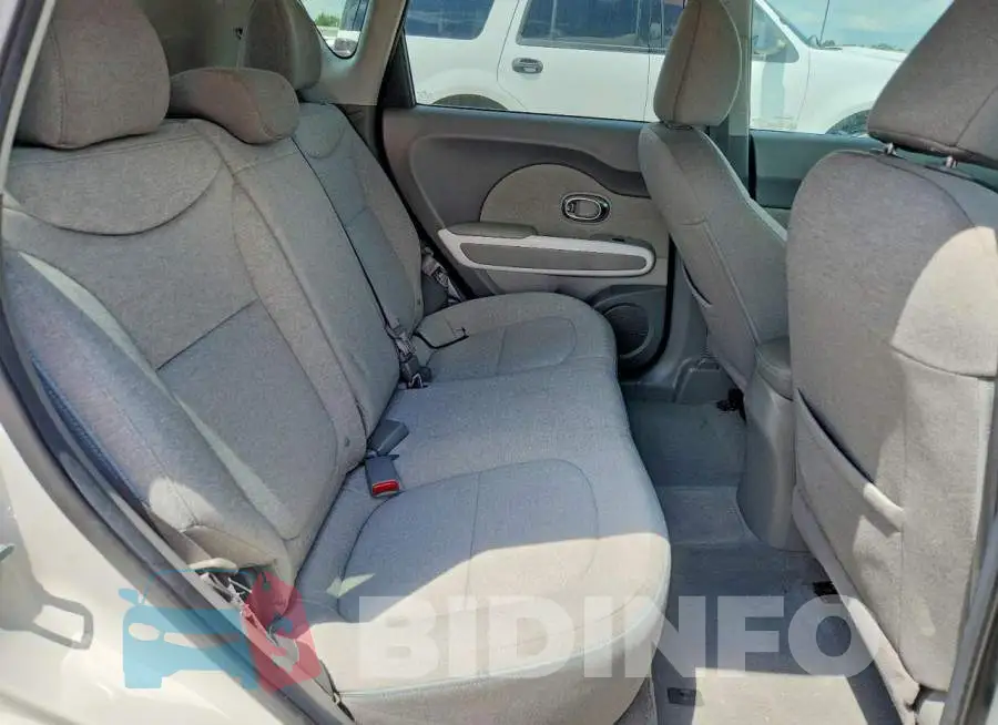 KNDJP3AE8H7021306 Photo# 10