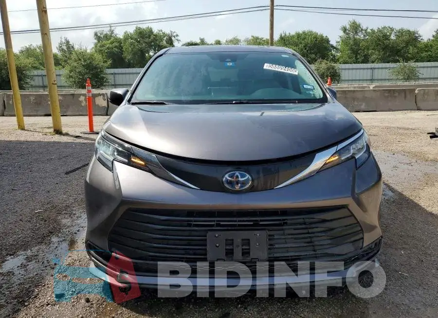 5TDBRKEC1PS160361 Photo# 5