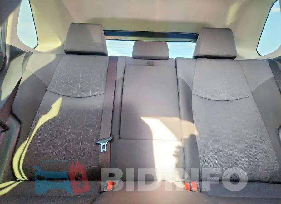 JTMW1RFV3KD032564 Photo# 10