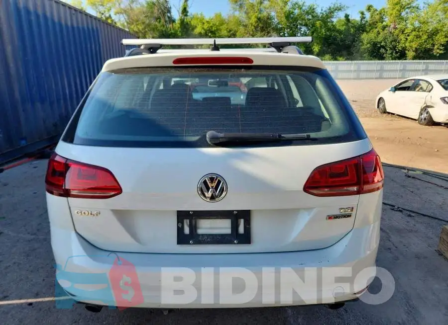 3VW017AU6HM531099 Photo# 6