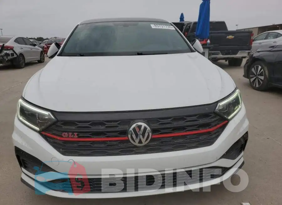 3VW6T7BU9KM271372 Photo# 5