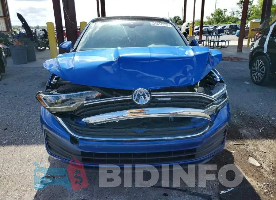 3VW7M7BU5PM006733 Photo# 5