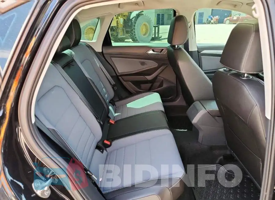 3VW7W7BU2TM005642 Photo# 10