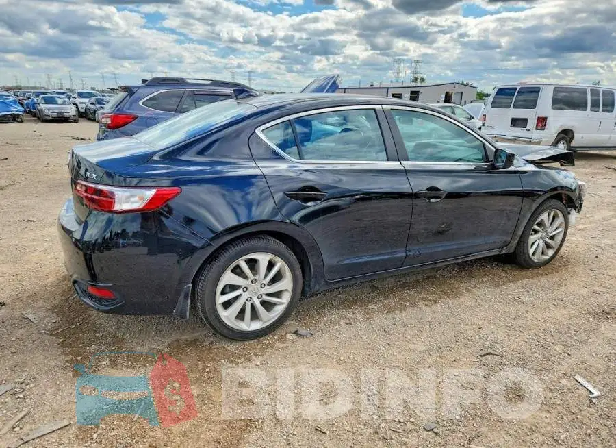 19UDE2F35HA004777 Photo# 3