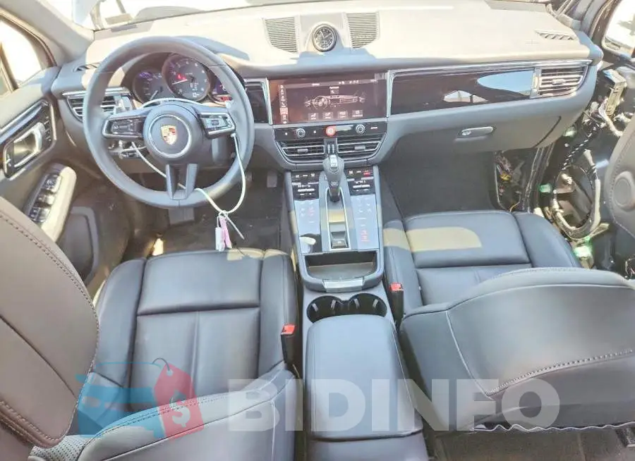 WP1AA2A55SLB10999 Photo# 8