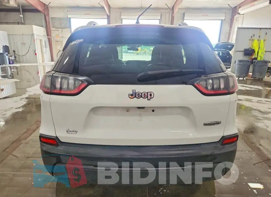 1C4PJLLB1KD186847 Photo# 6
