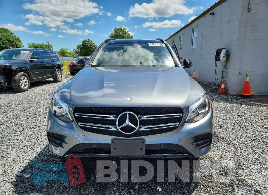 WDC0G4KB3HF147787 Photo# 5