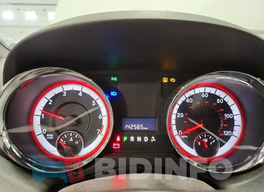 2C4RDGCGXJR249359 Photo# 9