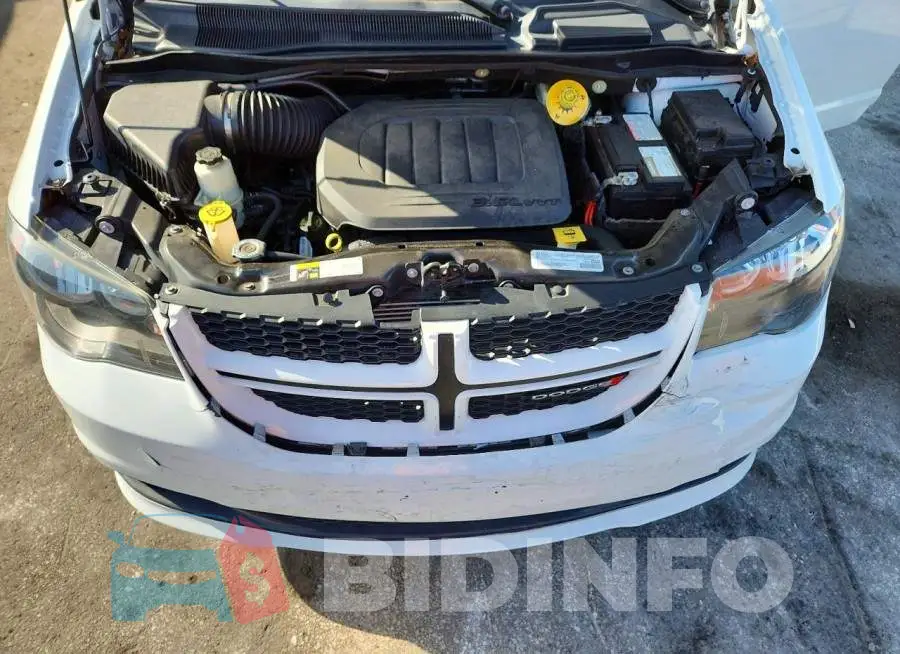 2C4RDGEG7KR750157 Photo# 12