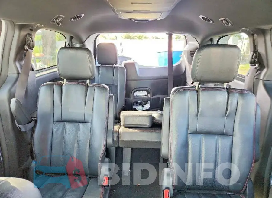 2C4RDGEG7KR750157 Photo# 10