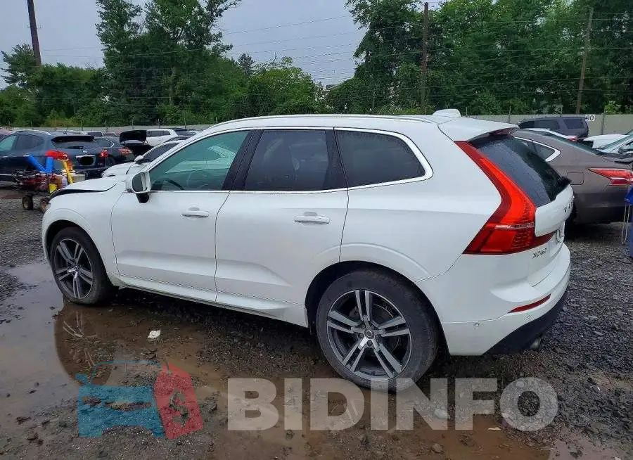 LYV102RK8JB082794 Photo# 2