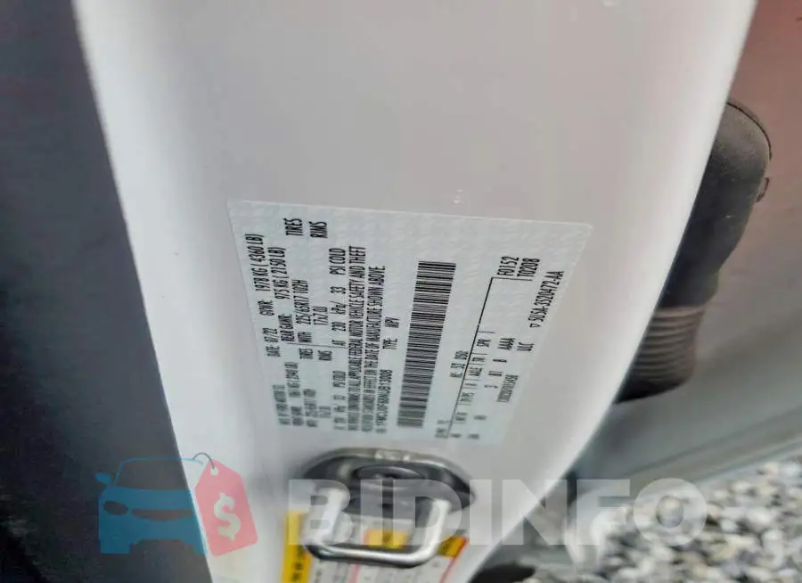 1FMCU0F68NUB13008 Photo# 14