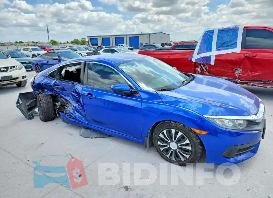 19XFC2F53HE080204 Photo# 4