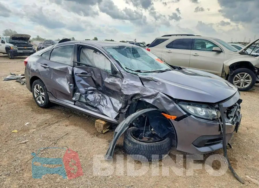 19XFC2F5XHE028519 Photo# 4