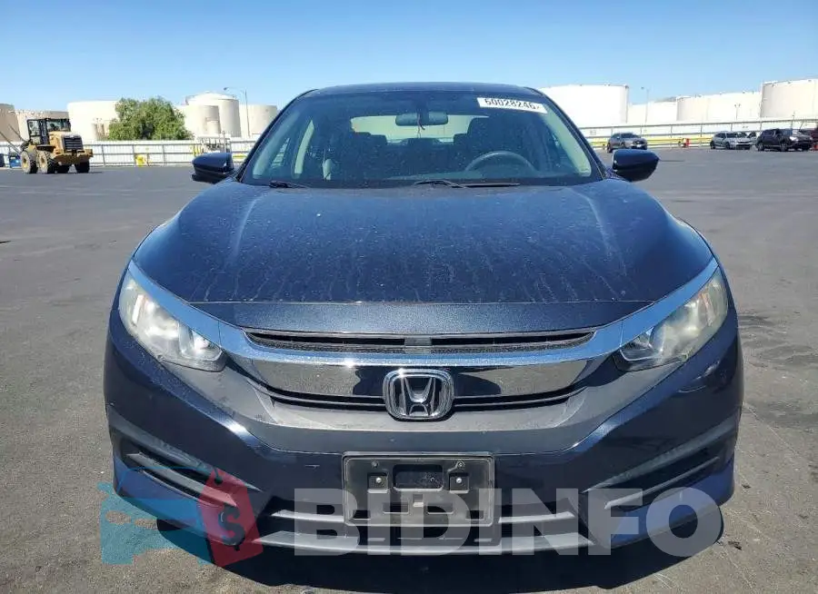 19XFC2F70HE226981 Photo# 5