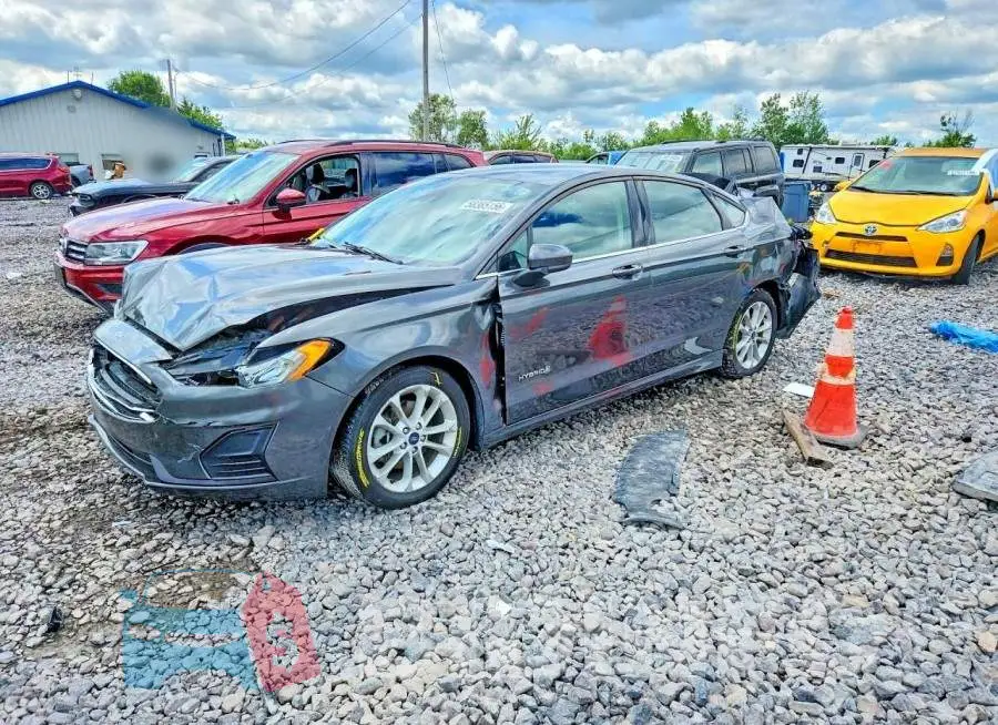 3FA6P0LU2KR189702 Photo# 1