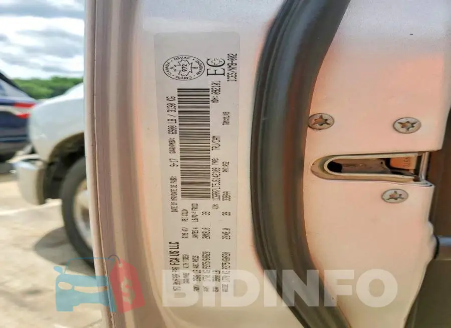 1C6RR7LT5JS142109 Photo# 13