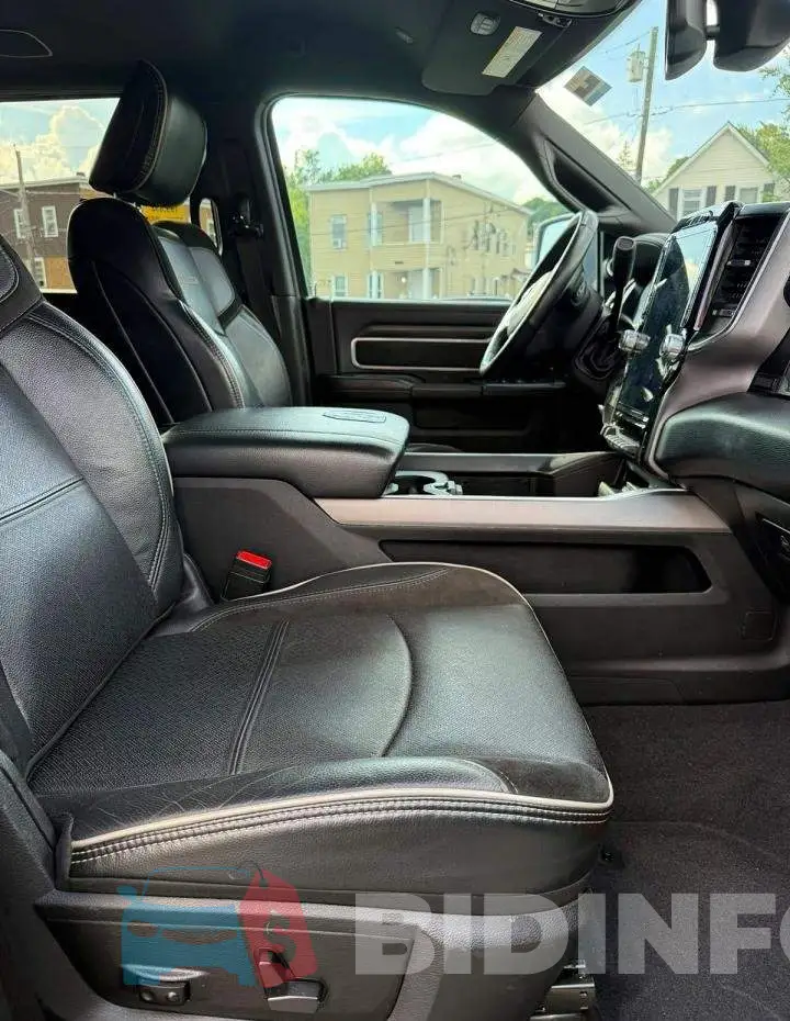3C63RRML6RG204331 Photo# 7