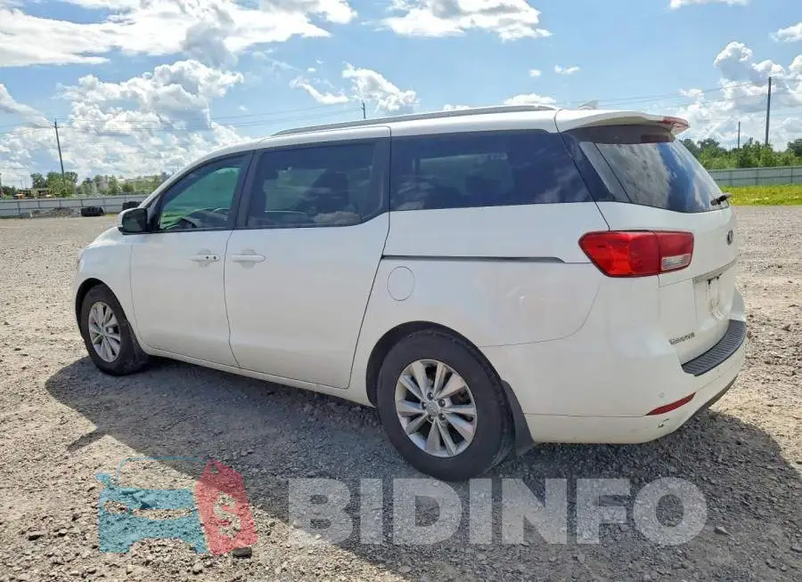 KNDMB5C13J6357135 Photo# 2