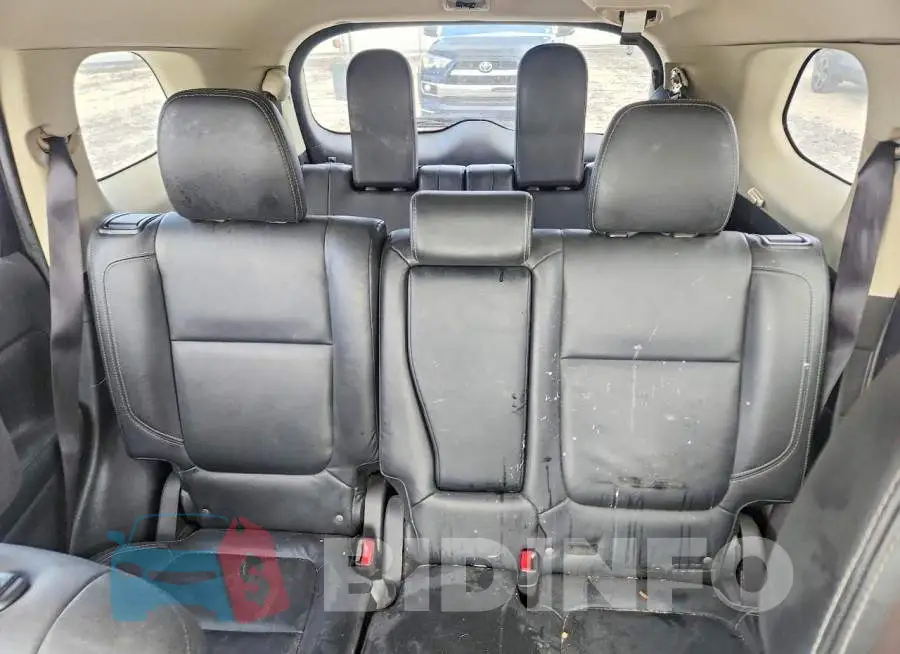 JA4AD3A35KZ017808 Photo# 10