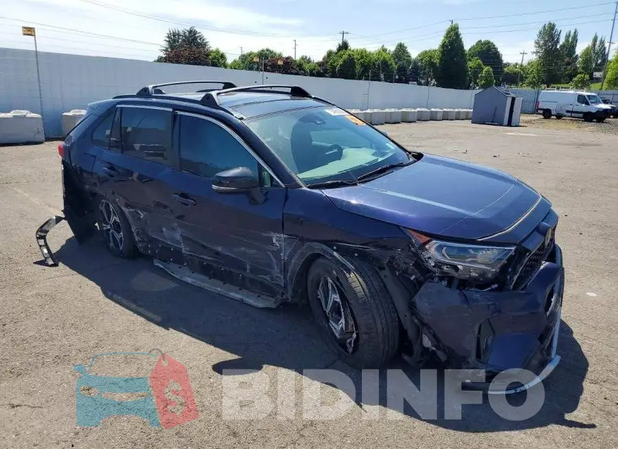 JTMFB3FV2MD057050 Photo# 4