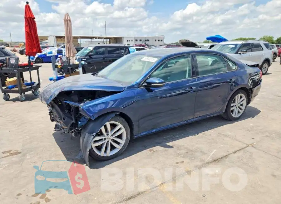1VWLA7A38KC014254 Photo# 1