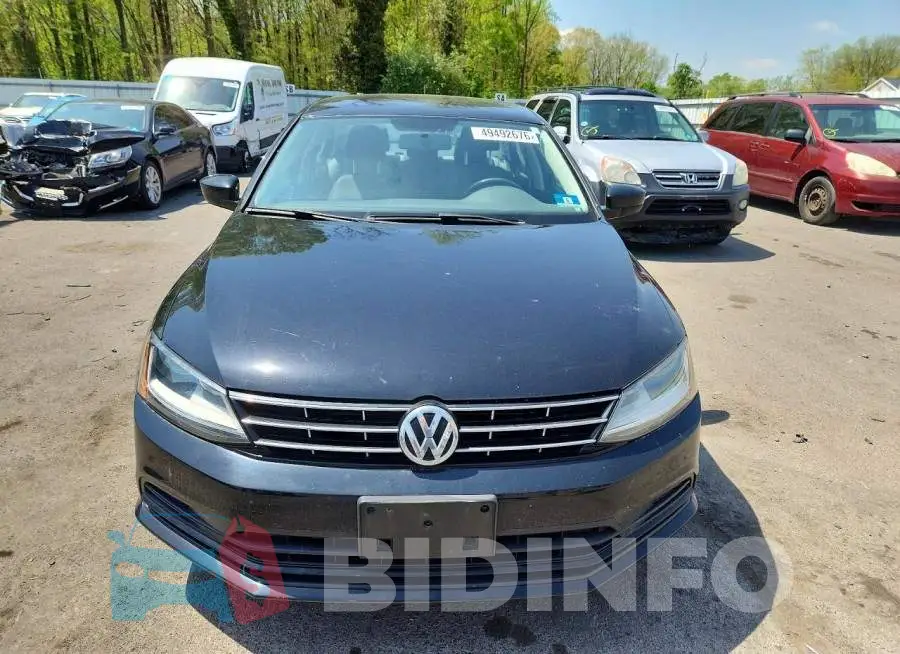 3VW2B7AJ2JM238916 Photo# 5