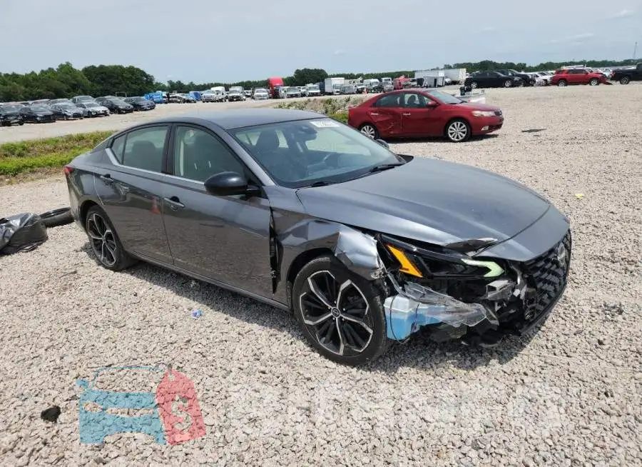 1N4BL4CV9PN370235 Photo# 4