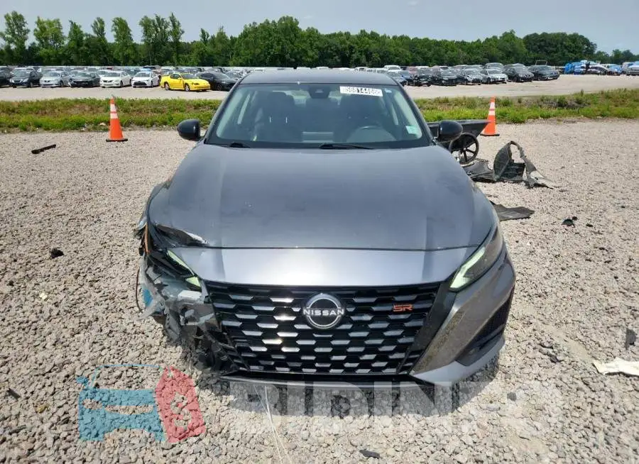 1N4BL4CV9PN370235 Photo# 5