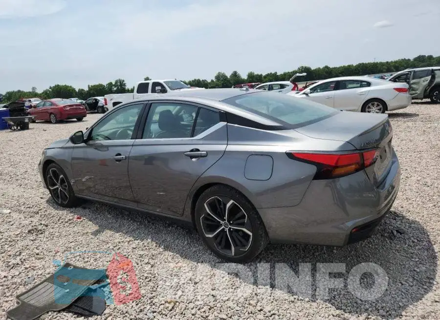 1N4BL4CV9PN370235 Photo# 2