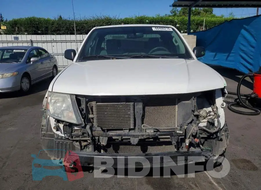 1N6BD0CT7HN733113 Photo# 5