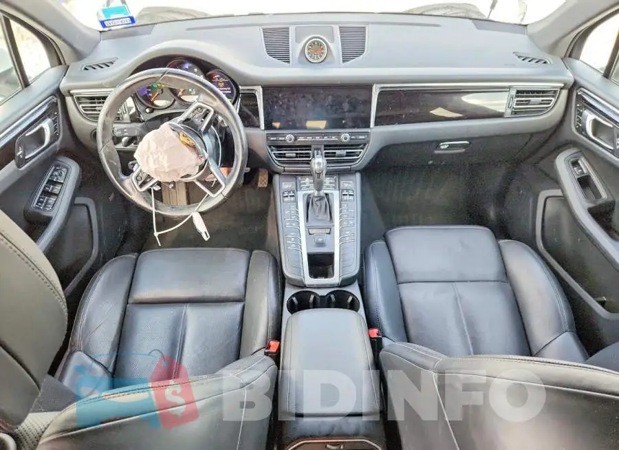 WP1AA2A53MLB15105 Photo# 8