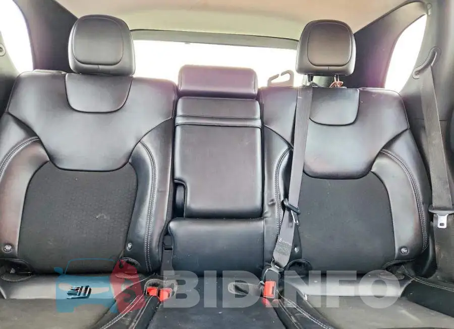 1C4PJLLB0KD185415 Photo# 10