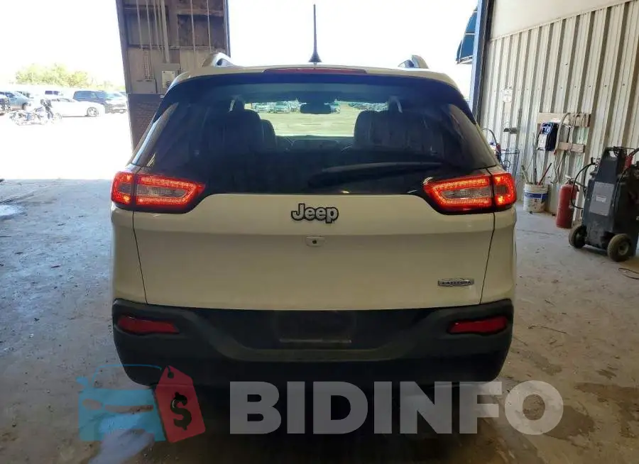 1C4PJLLB4JD590644 Photo# 6