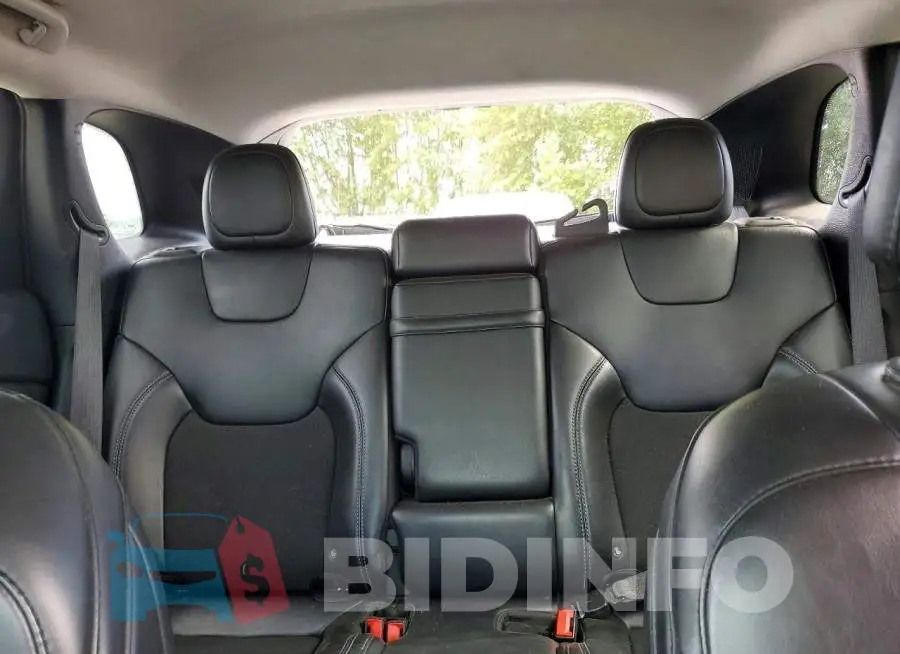 1C4PJLLB7KD145087 Photo# 10
