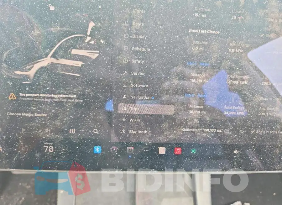 5YJ3E1EB2NF191556 Photo# 9