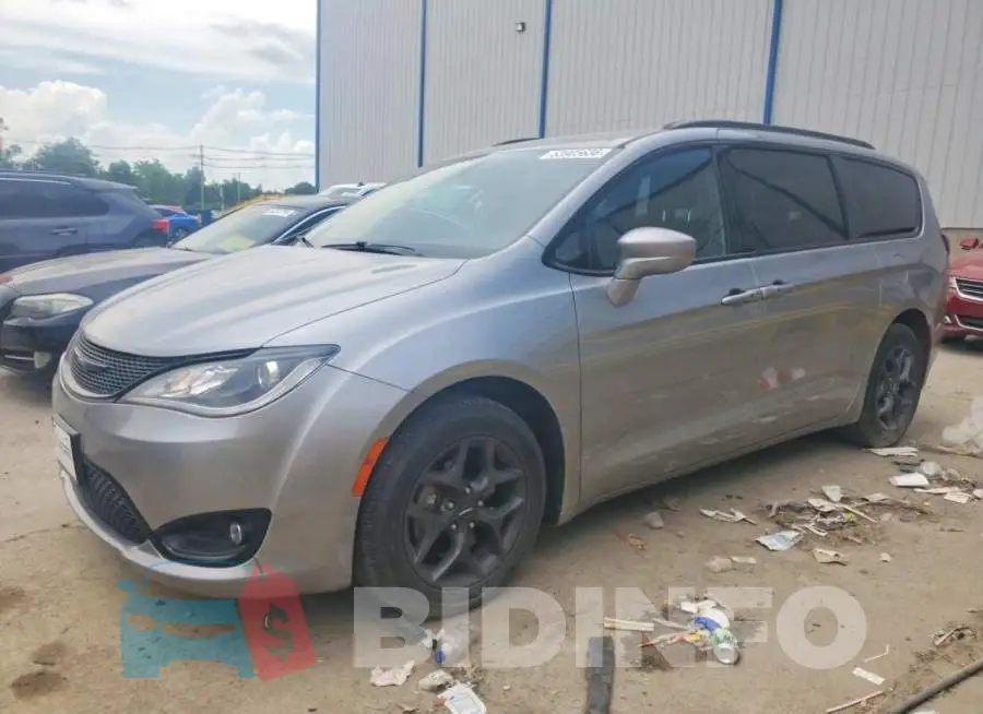 2C4RC1BGXLR173257 Photo# 1