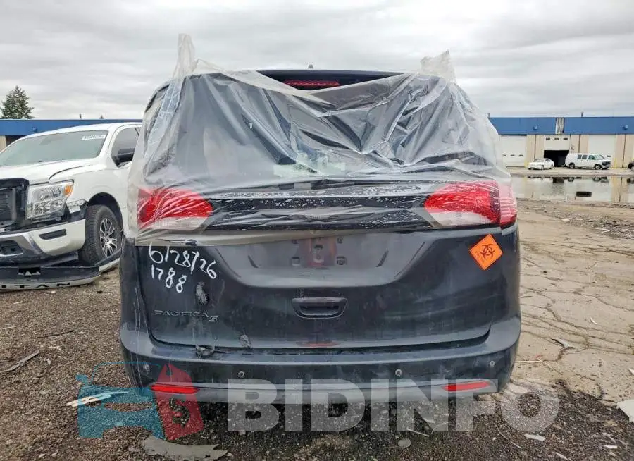 2C4RC1EG5JR291788 Photo# 6