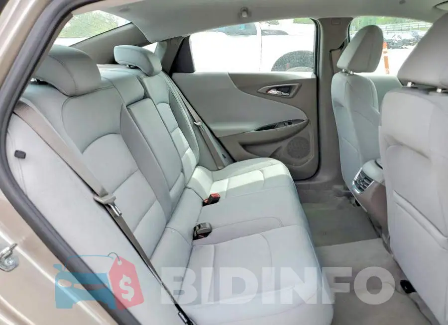 1G1ZD5ST2RF106081 Photo# 10