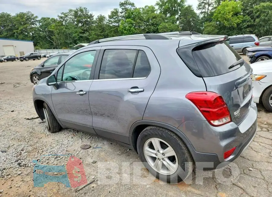 3GNCJLSB8LL322863 Photo# 2